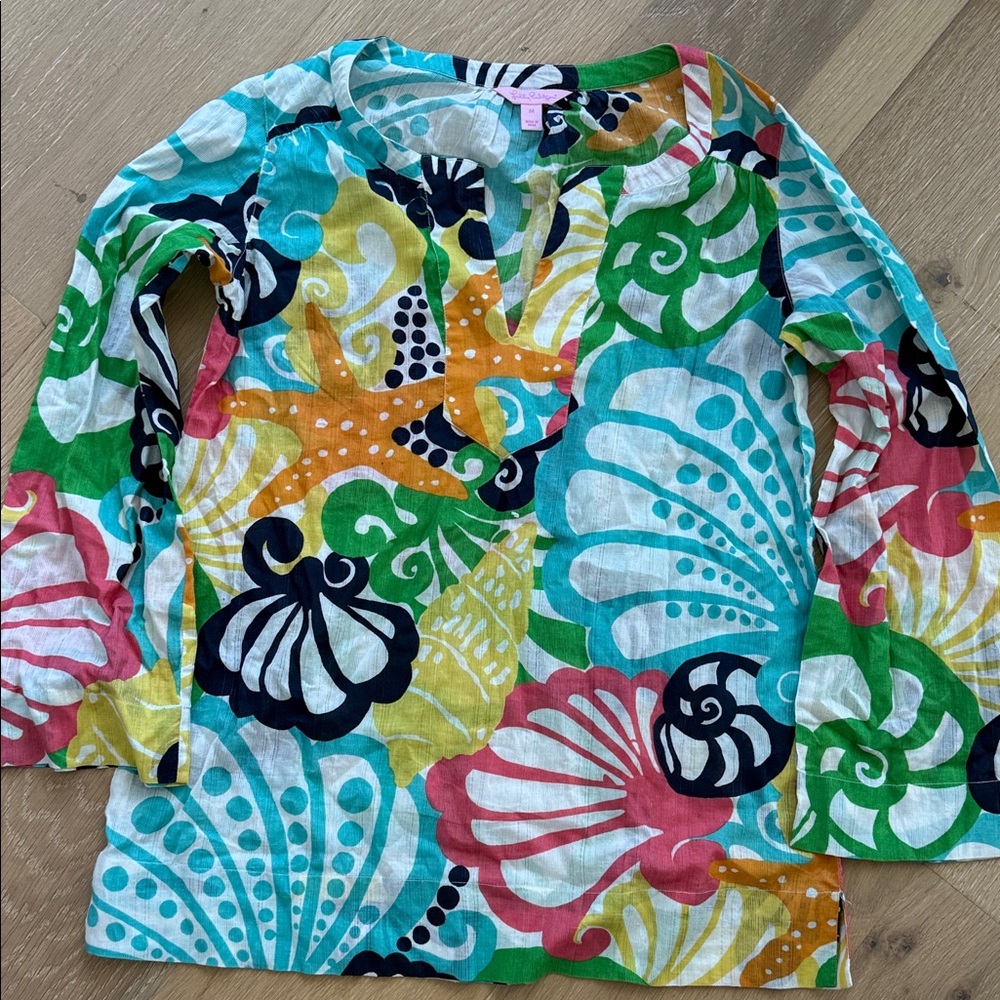 Lilly Pulitzer Colorful Seashell Print Long Sleeve Top medium